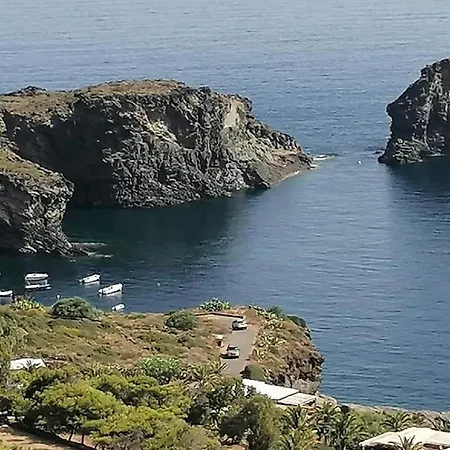 Casa de Férias Dammuso Solmar *
